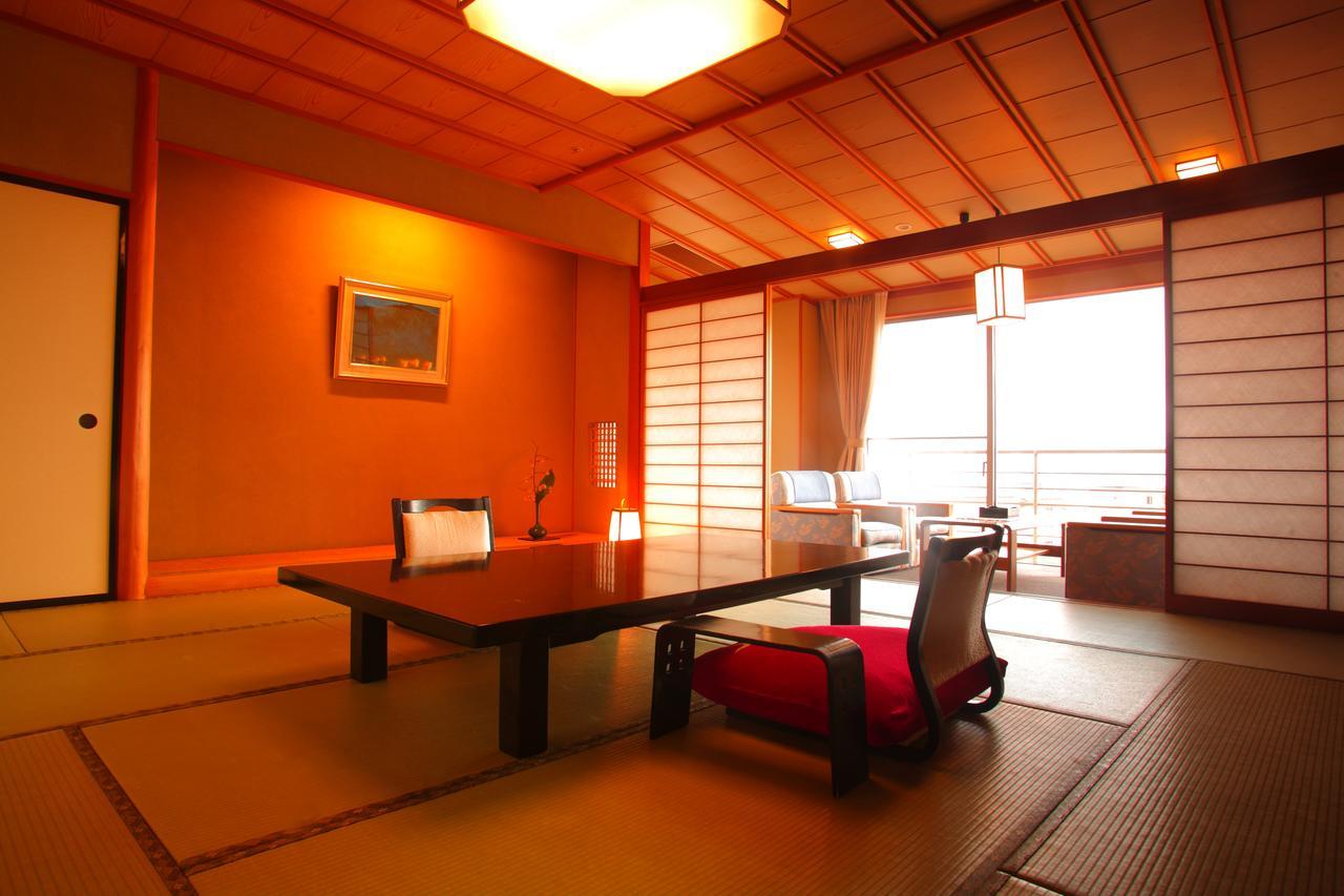 Eihokaku Hotel Хими Екстериор снимка