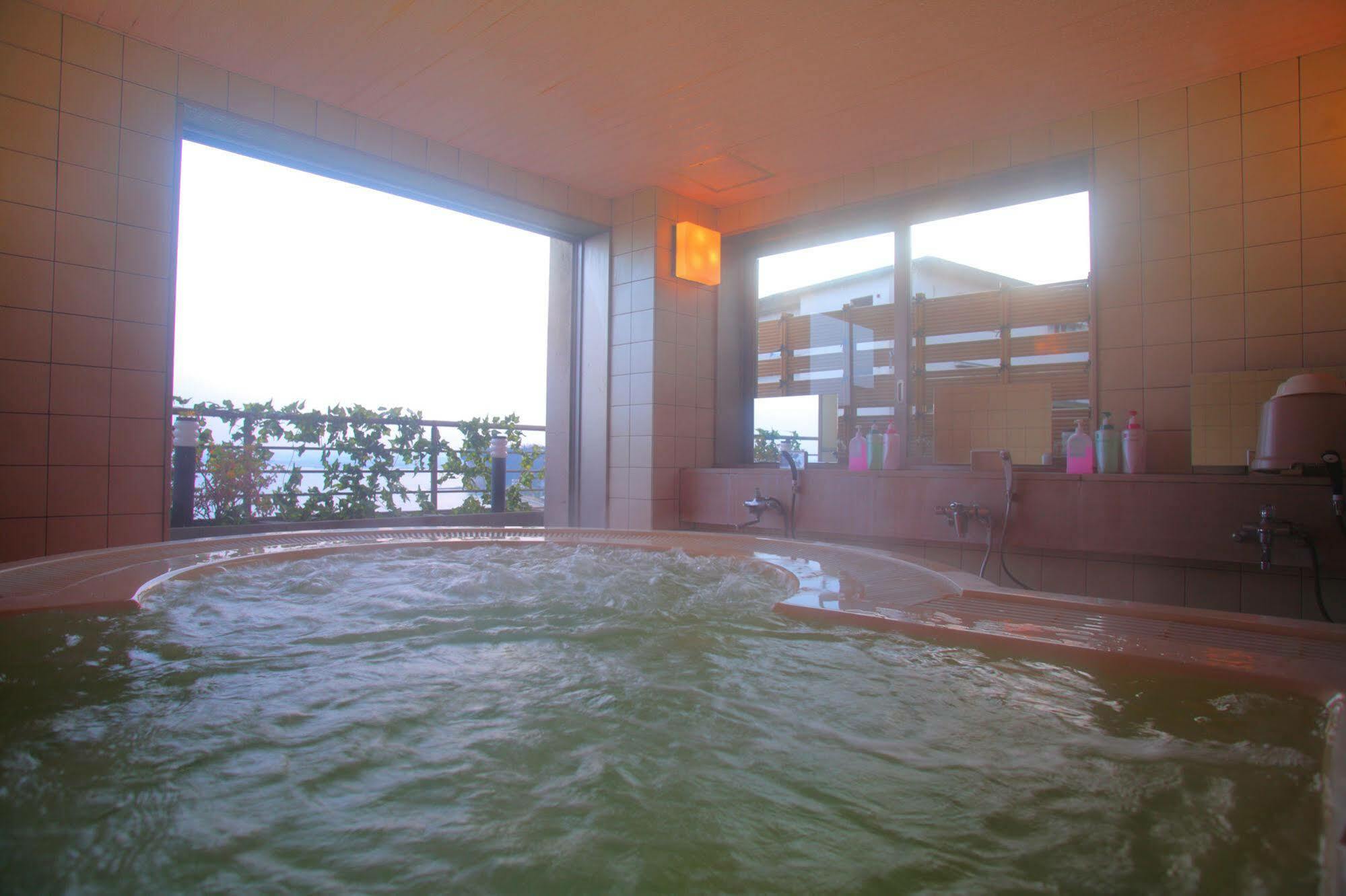 Eihokaku Hotel Хими Екстериор снимка